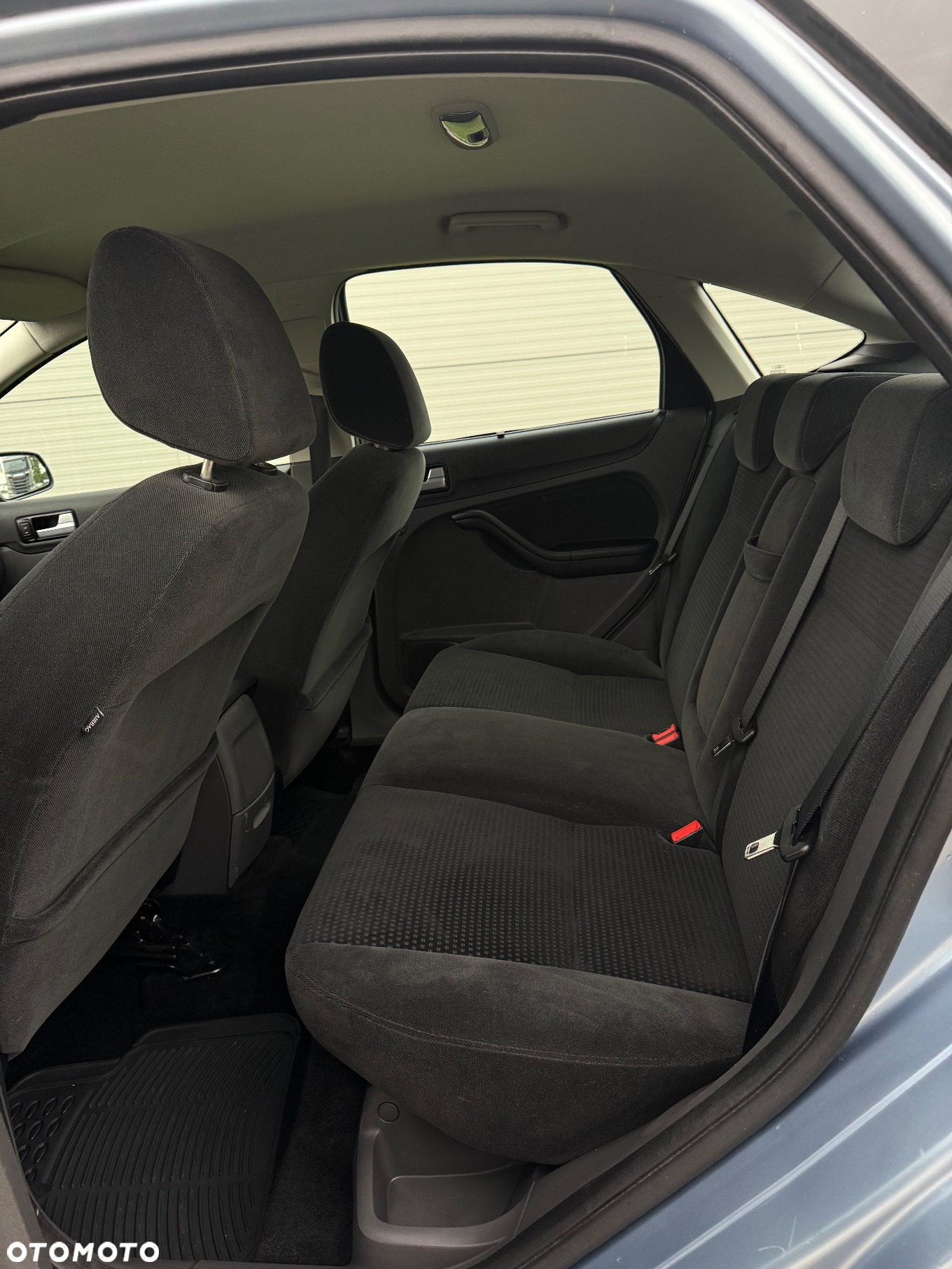Ford Focus 1.6 Ghia - 32