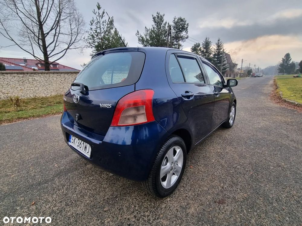 Toyota Yaris 1.3 Sol - 7