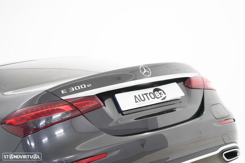 Mercedes-Benz E 300 e Avantgarde - 24