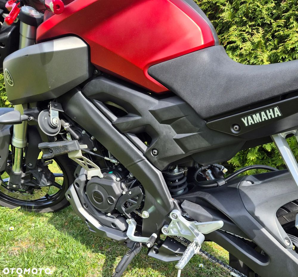 Yamaha MT - 7