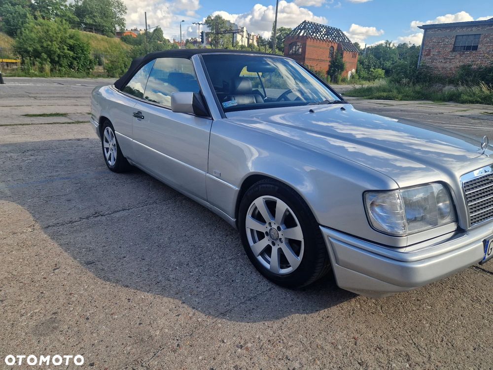 Mercedes-Benz Klasa E - 4