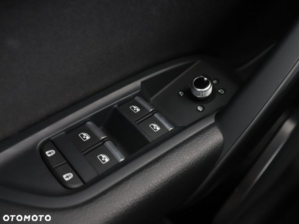 Audi Q5 50 TFSIe quattro S tronic S line - 39