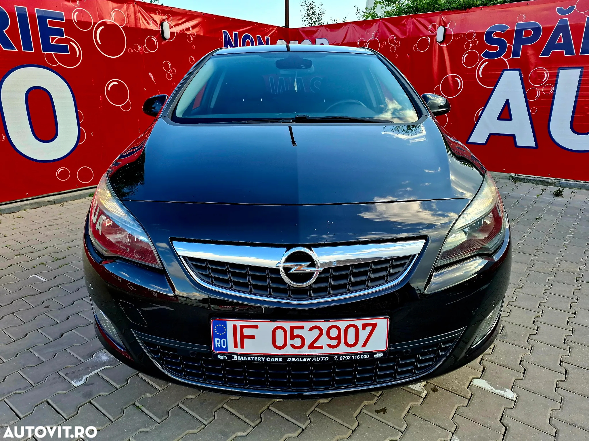 Opel Astra 2.0 CDTI Cosmo - 8