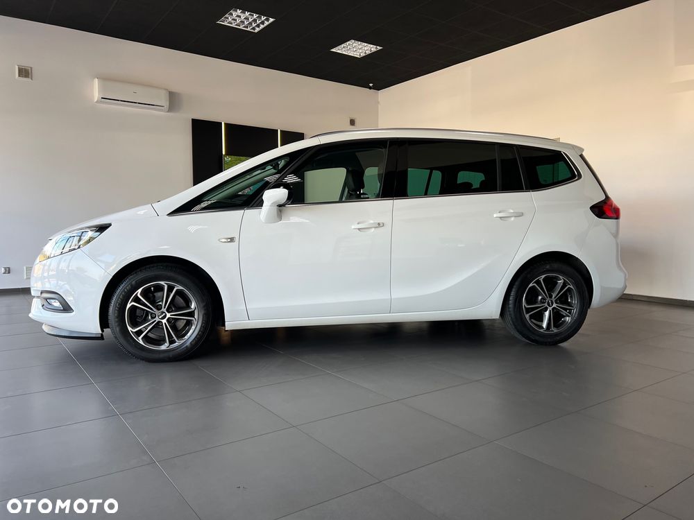 Opel Zafira - 2