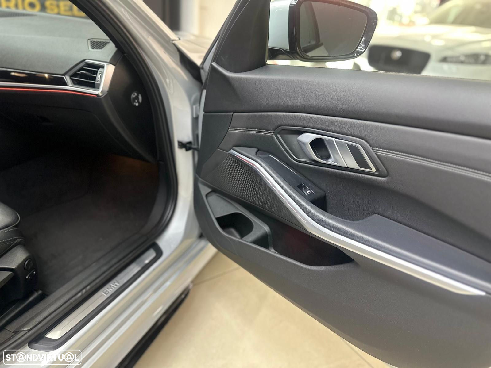 BMW 320 d Pack M Auto - 31