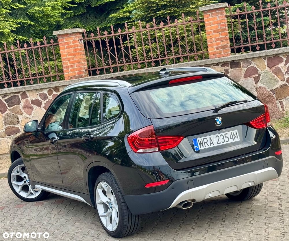 BMW X1 xDrive20d Sport Line - 11