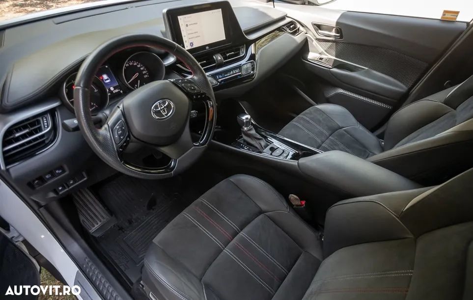 Toyota C-HR 1.8 Hybrid Flow - 2