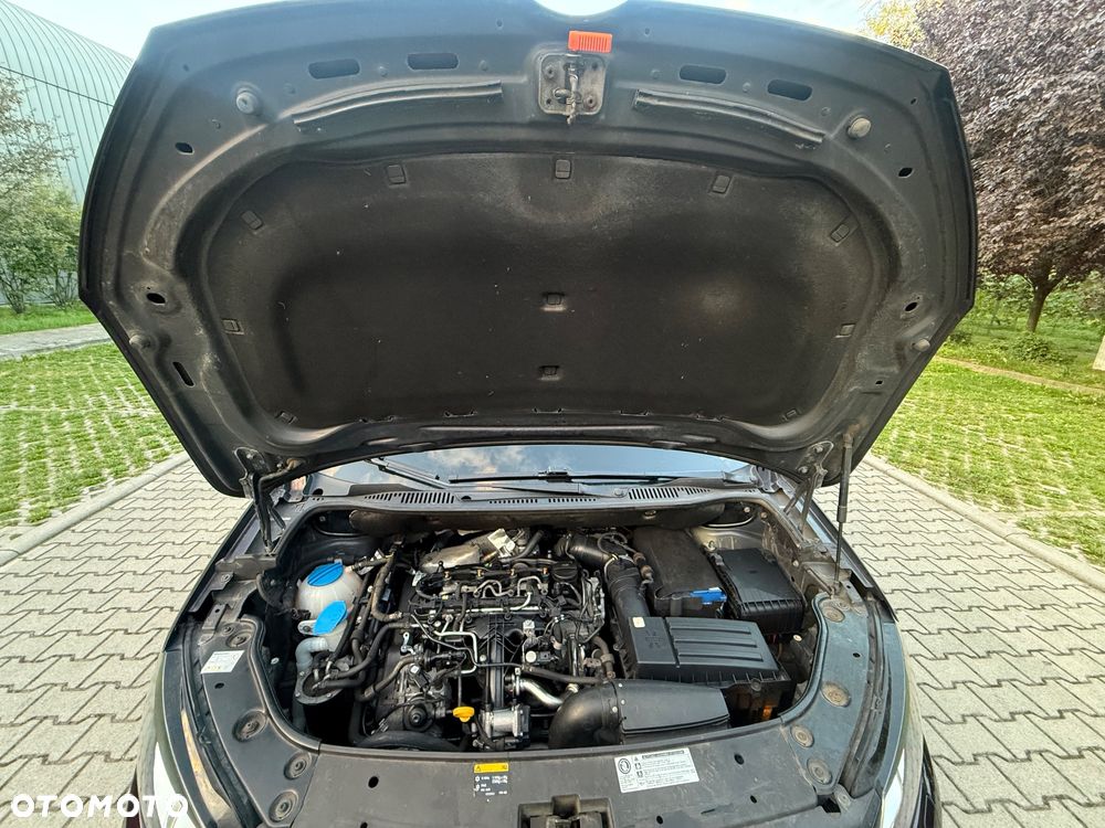 Volkswagen Caddy Highline - 23