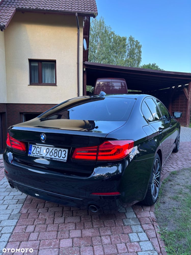 BMW Seria 5 518d Sport Line sport - 11