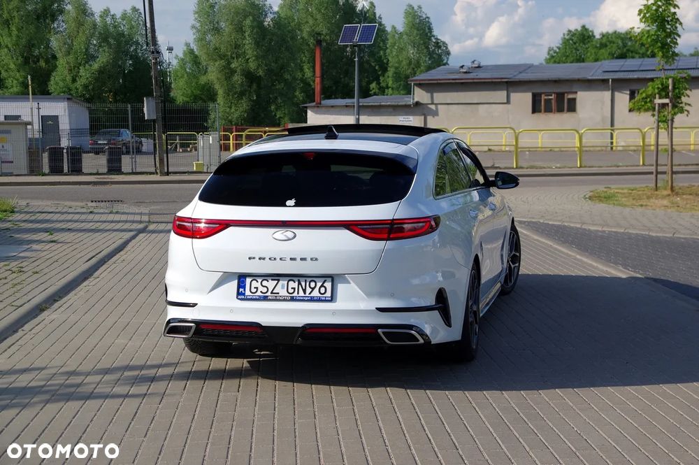 Kia ProCeed 1.6 CRDi DCT7 SCR GT LINE - 15