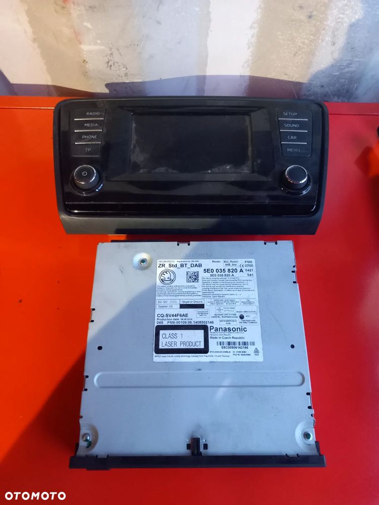 Czytnik Kart wyświetlacz Skoda Octavia 3 - 4