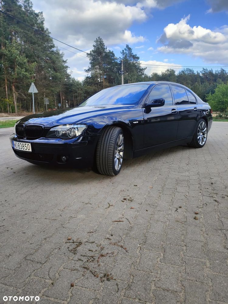BMW Seria 7 - 28