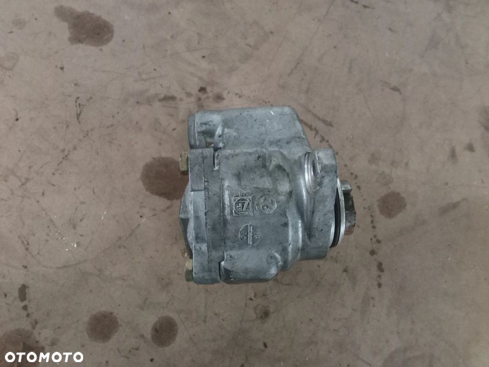 Pompa wspomagania Iveco daily 7683955126 - 3