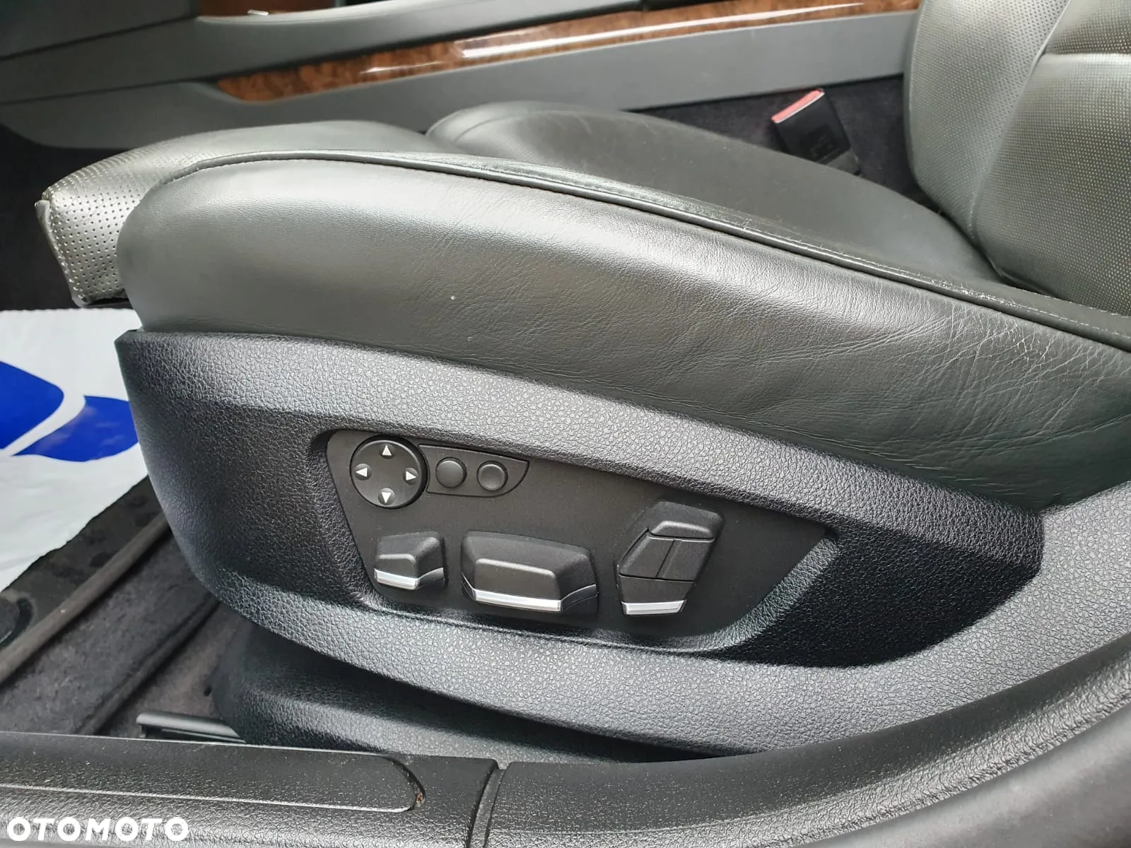BMW Seria 7 - 17