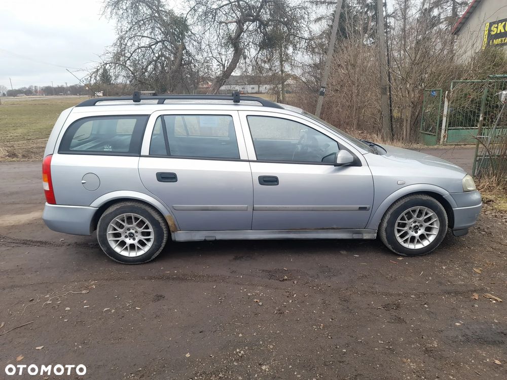 Opel Astra 1.4 16v Family - 5