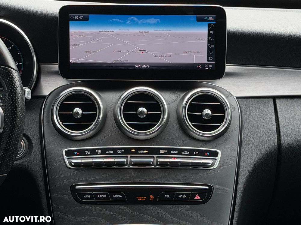 Mercedes-Benz C 220 d 4Matic 9G-TRONIC AMG Line - 12