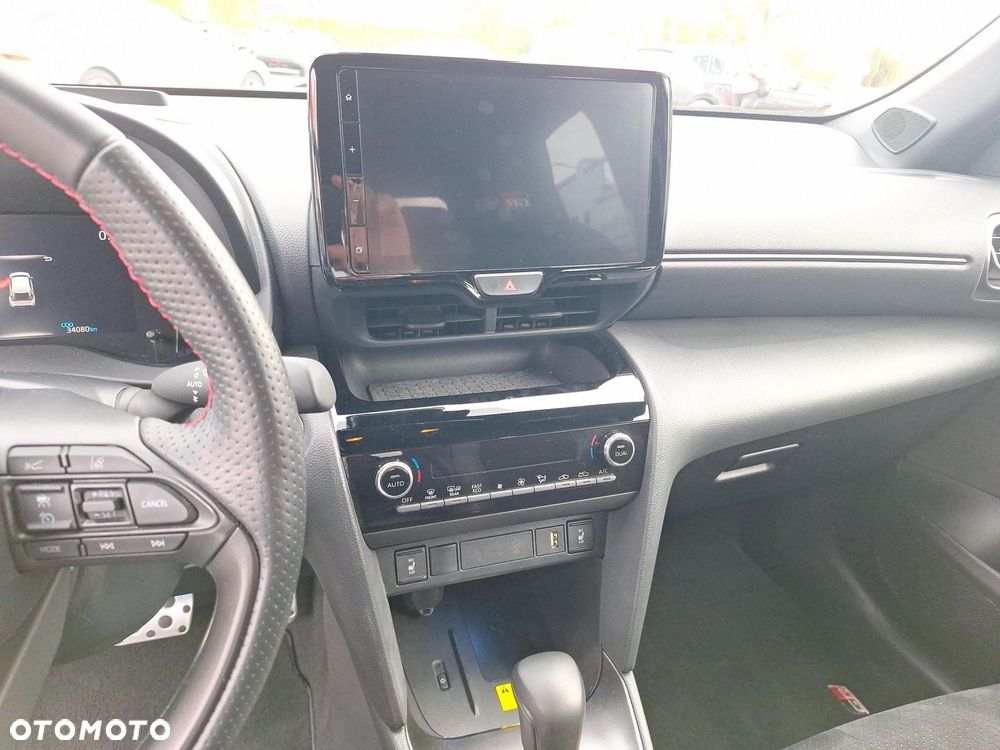 Toyota Yaris Cross Hybrid 1.5 GR Sport - 18