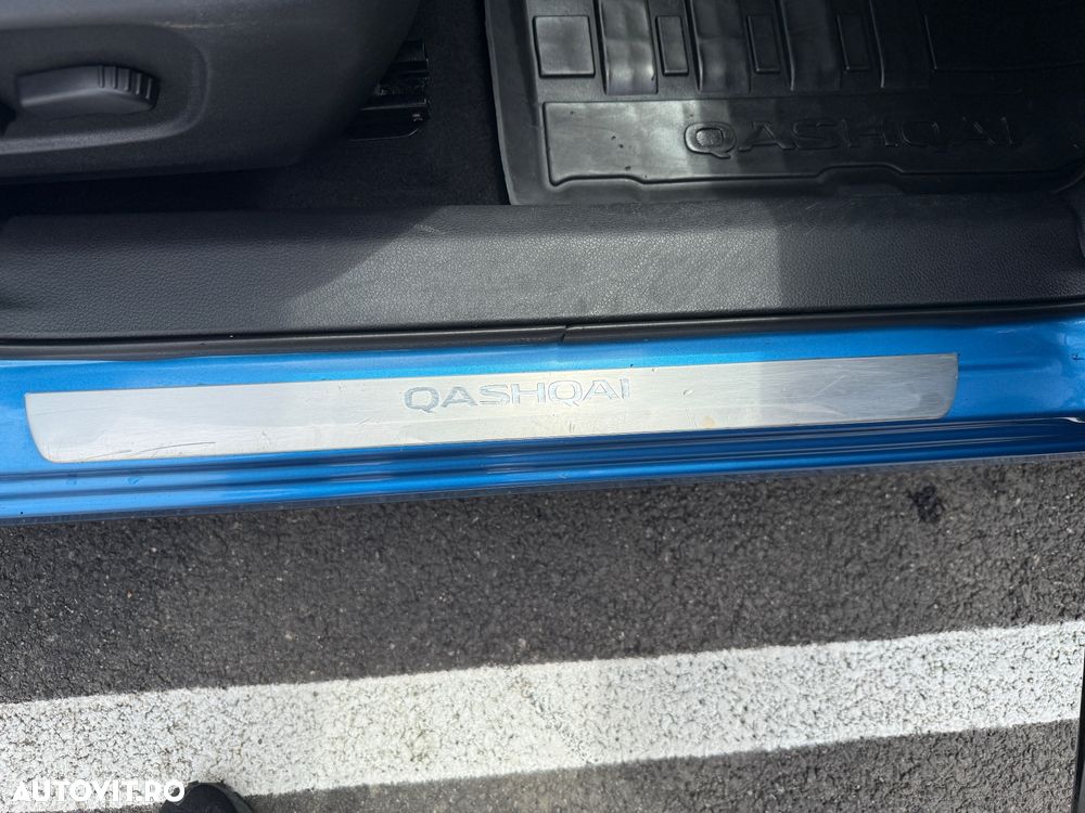 Nissan Qashqai 1.6 DCI 4 x 4 DPF Start/Stop tekna - 35