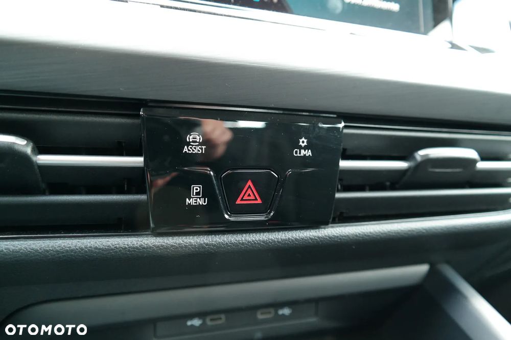 Volkswagen Golf 2.0 TDI Style DSG - 32