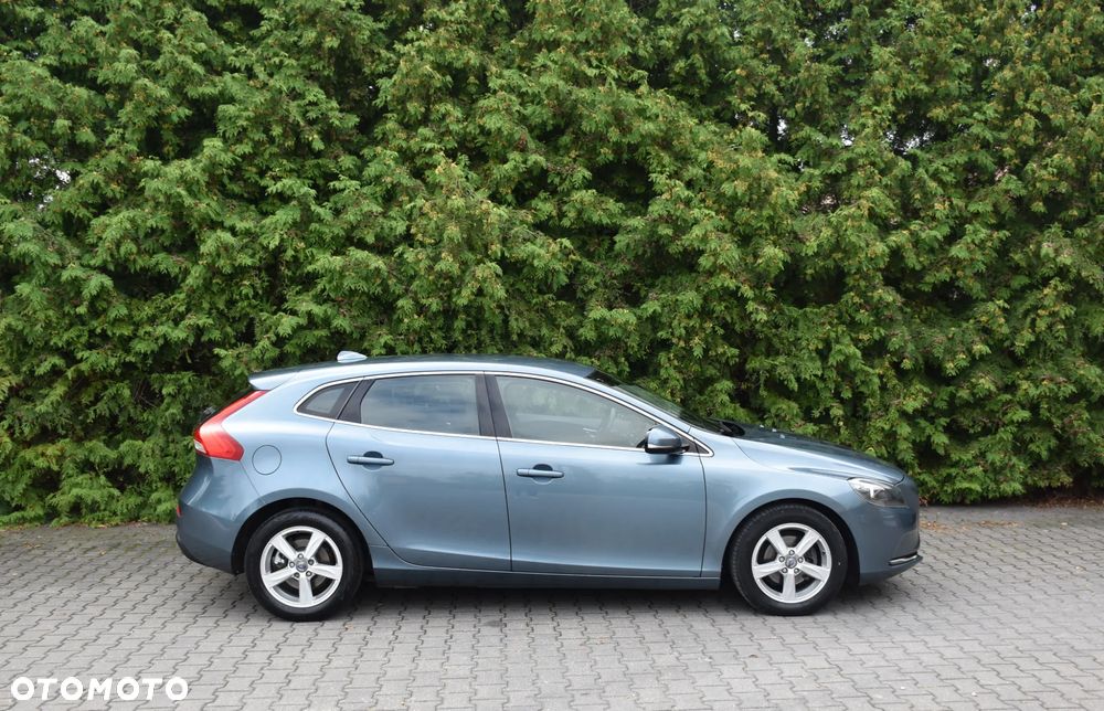 Volvo V40 D2 Momentum - 6