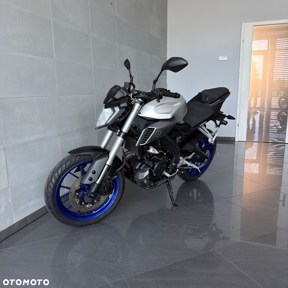 Yamaha MT - 7