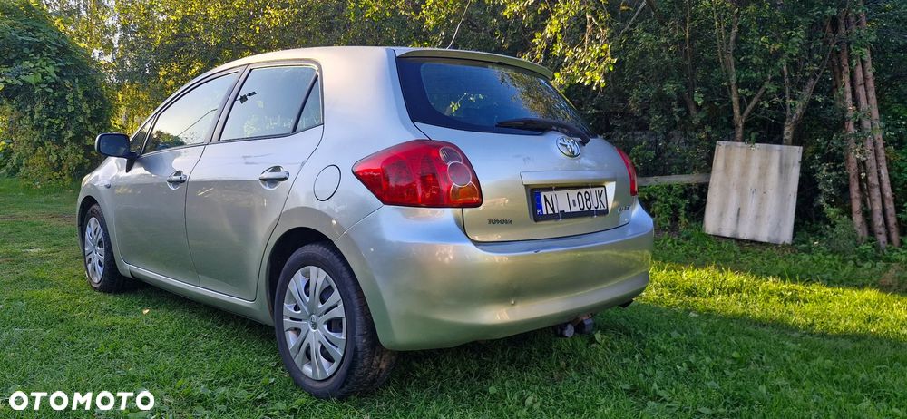 Toyota Auris 1.4 VVT-i Luna - 3