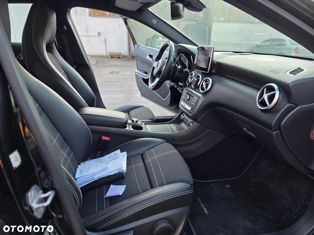 Mercedes-Benz Klasa A 220 d 4Matic 7G-DCT AMG Line - 21