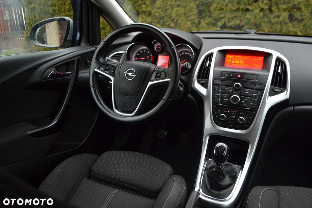 Opel Astra 1.6 Cosmo - 4