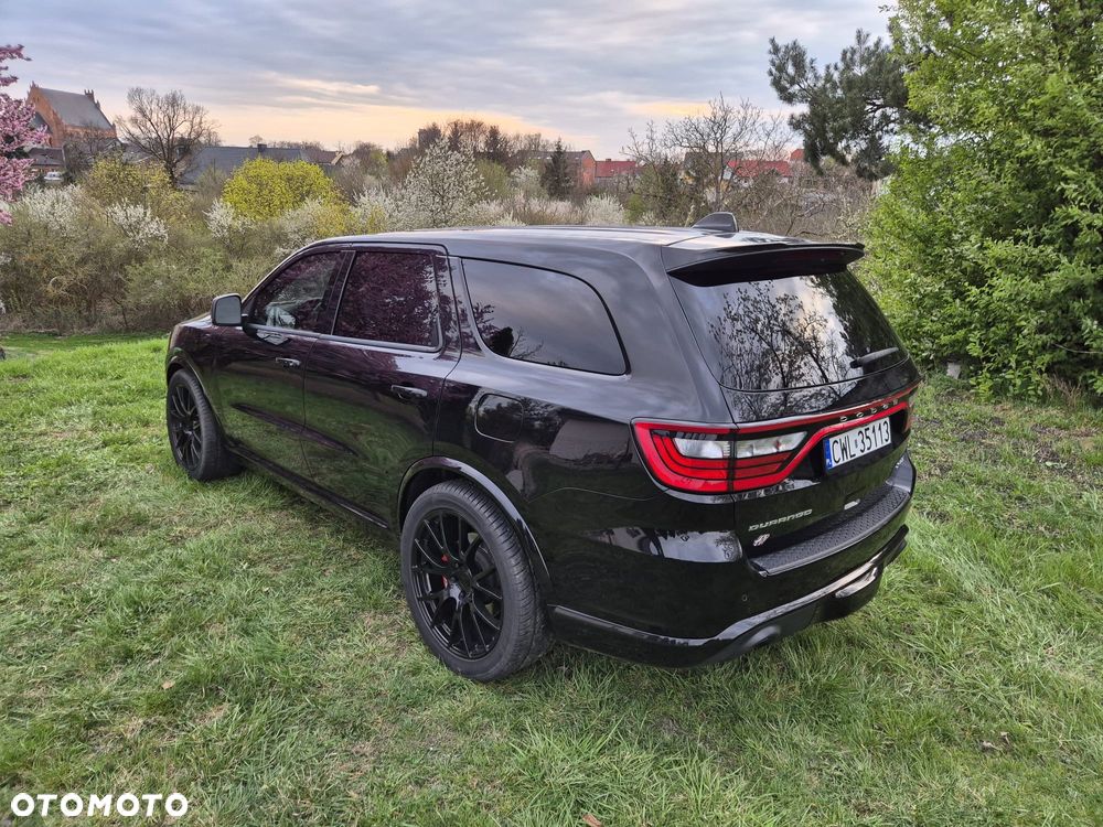 Dodge Durango 6.4 SRT - 8