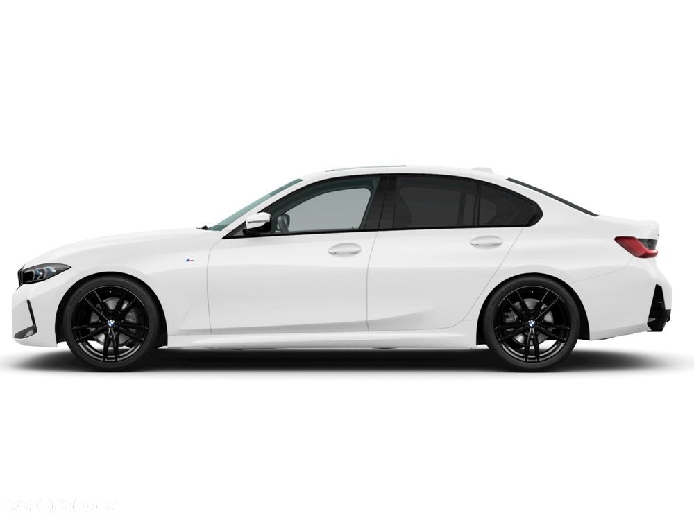 BMW Seria 3 330i xDrive M Sport sport - 3