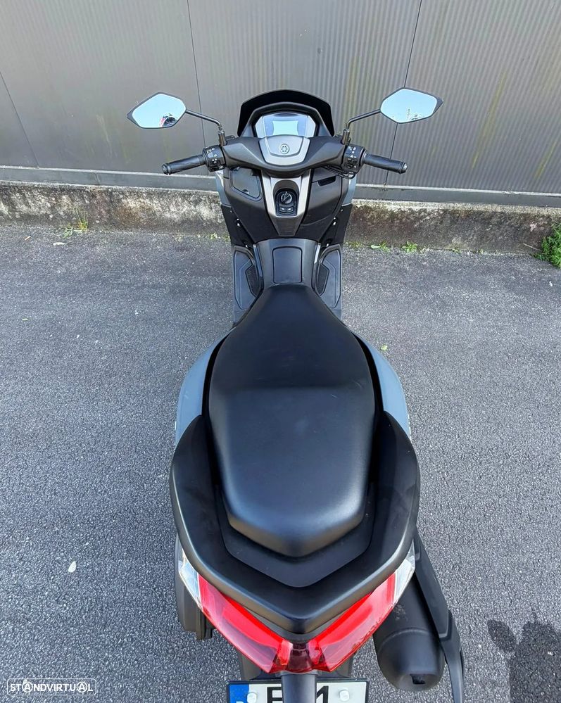 Yamaha NMAX - 1