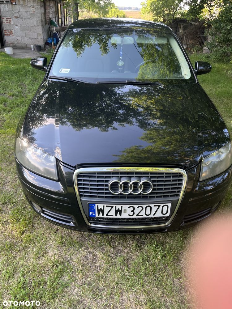 Audi A3 Sportback - 1