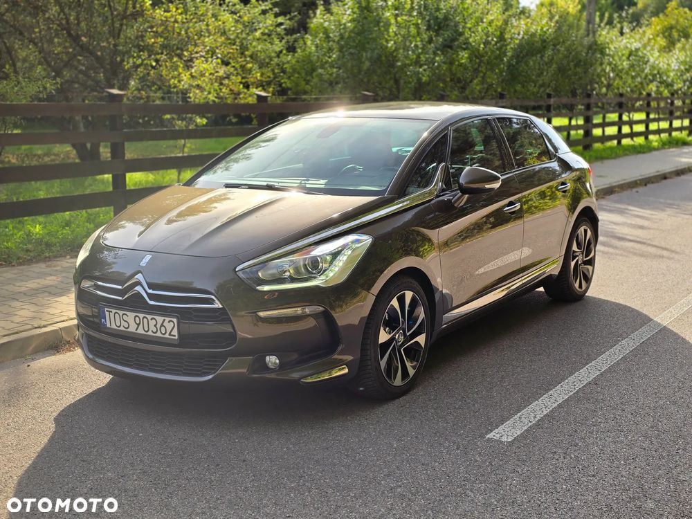 Citroën DS5 THP 155 SoChic - 9
