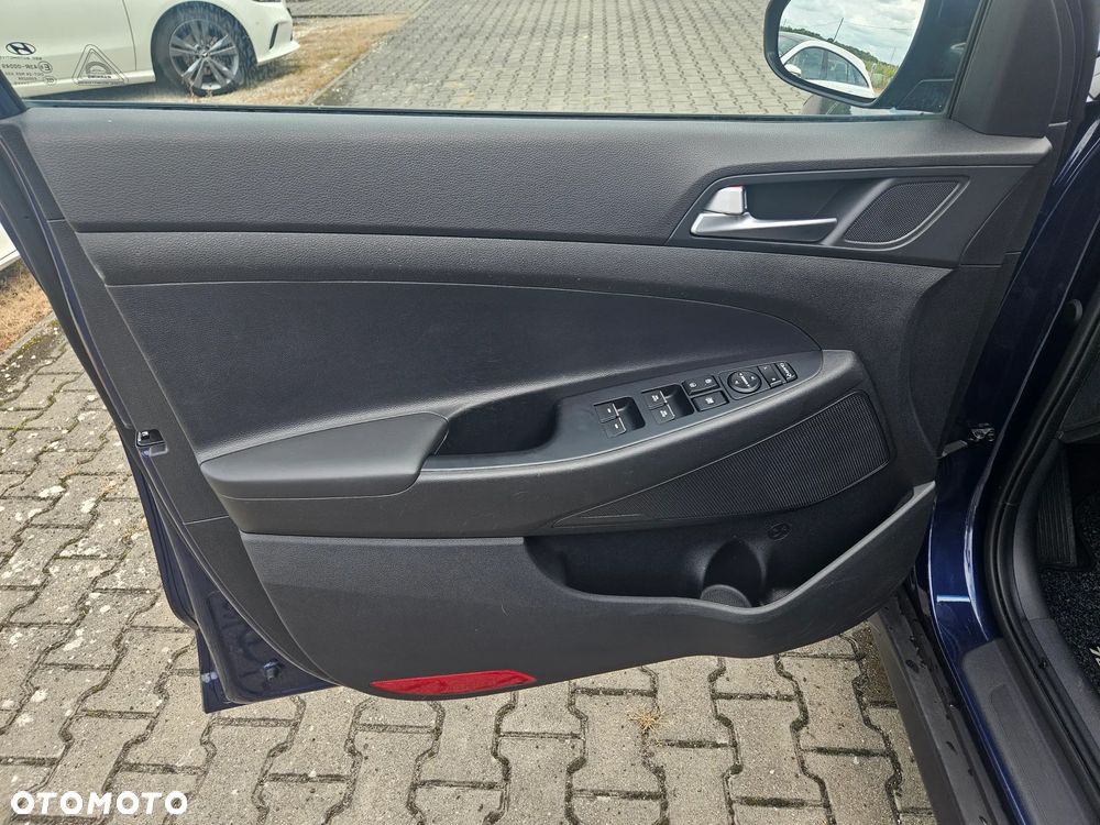 Hyundai Tucson 1.6 CRDi 48V-Hybrid 4WD DCT Trend - 13