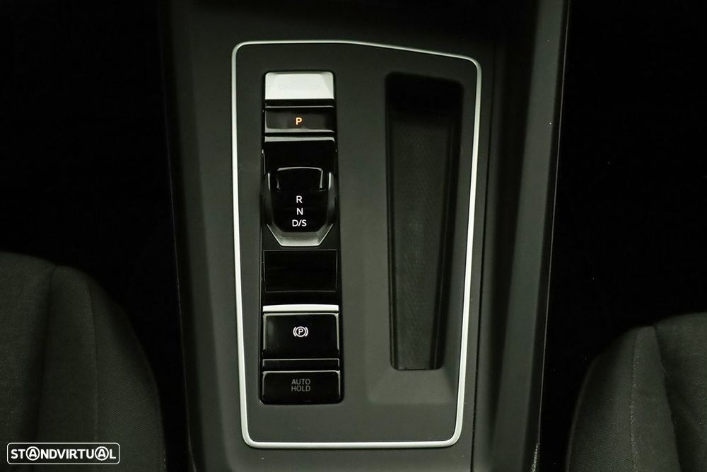VW Golf 1.5 TSI e-Hybrid Style DSG - 13