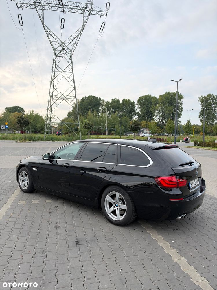 BMW Seria 5 525d - 4