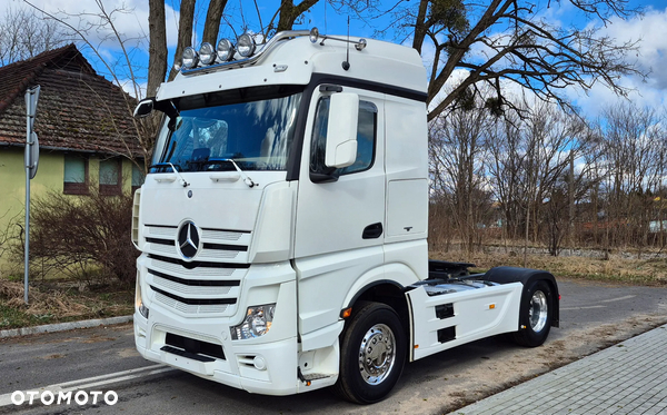 Mercedes-Benz ACTROS 1846