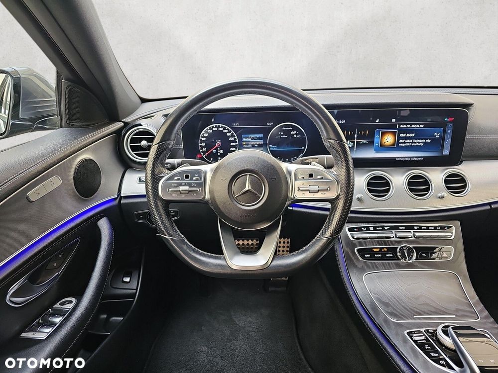 Mercedes-Benz Klasa E - 25