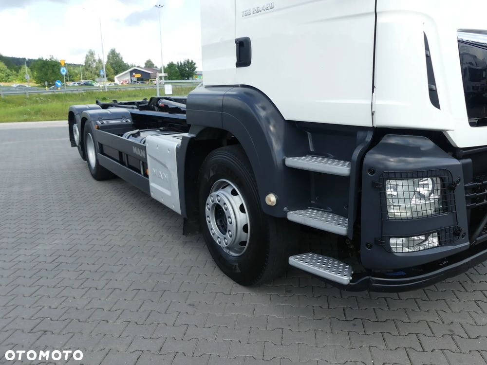 MAN TGS 26.420 / 6x2 / HAKOWIEC / HIAB MULTILIFT / EURO 6 - 19