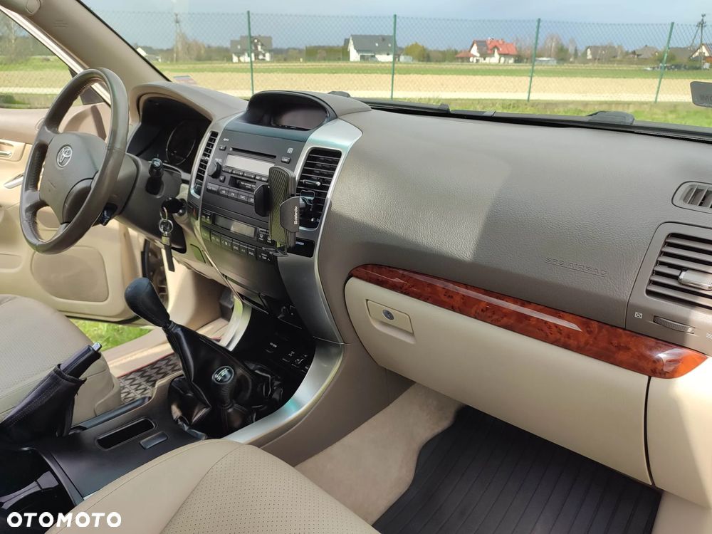 Toyota Land Cruiser 3.0 D Luna Platinium - 13