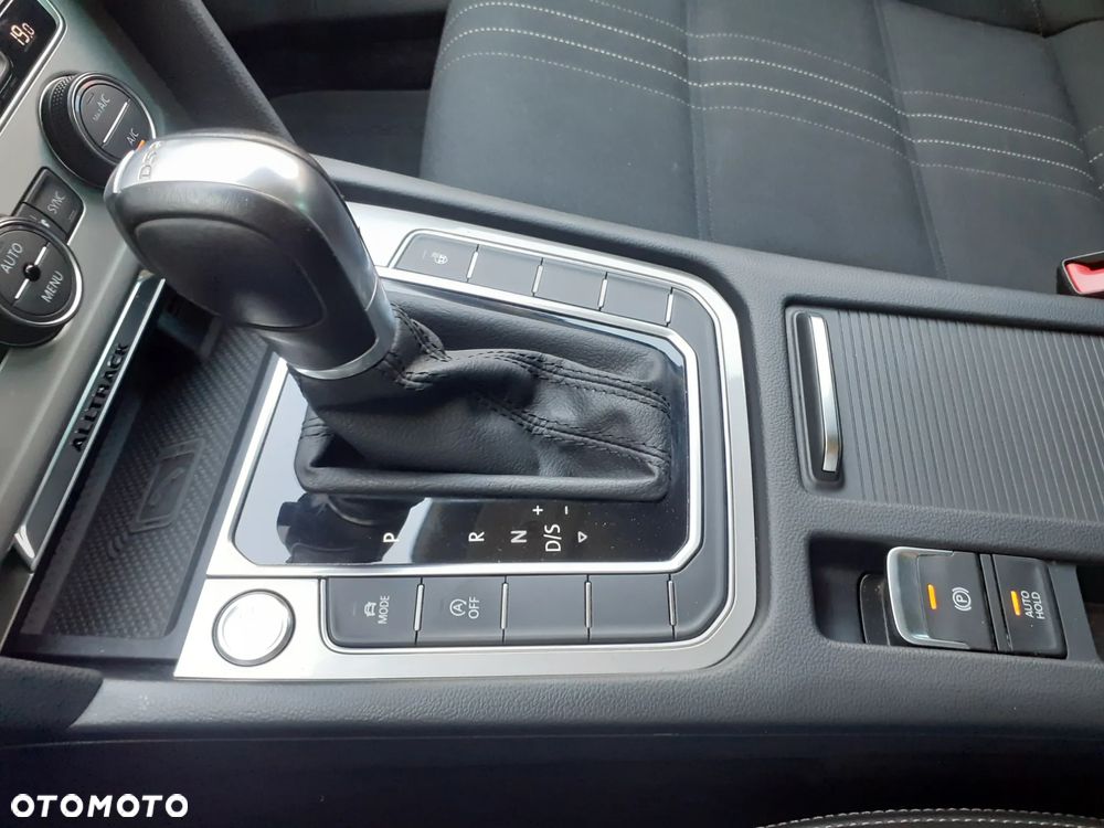 Volkswagen Passat Alltrack - 26