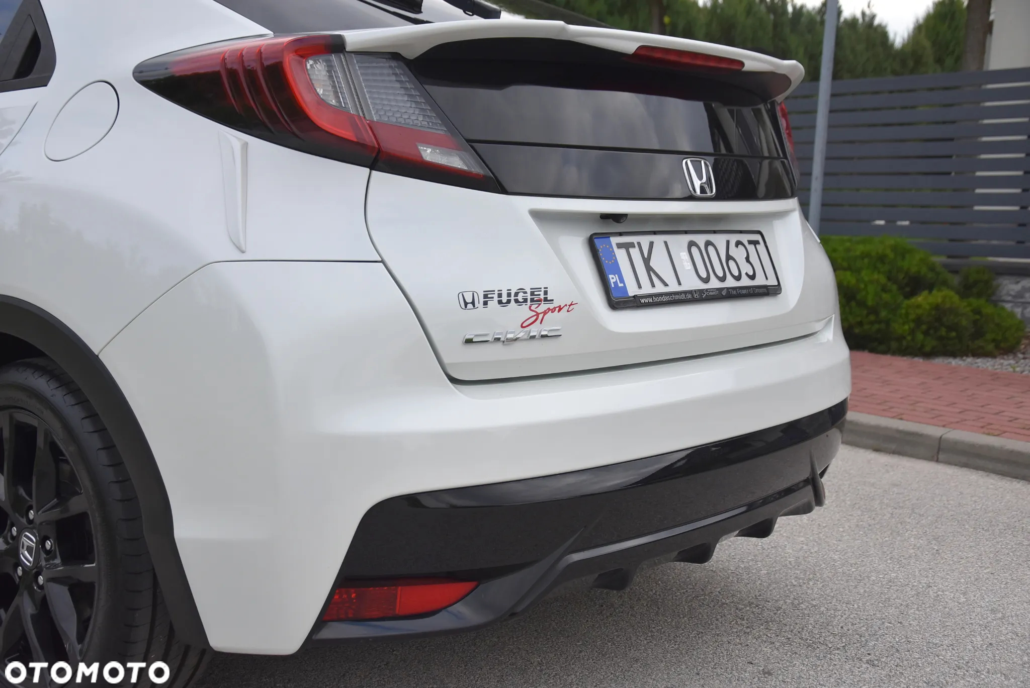 Honda Civic 1.8 i-VTEC Sport Black Edition - 17