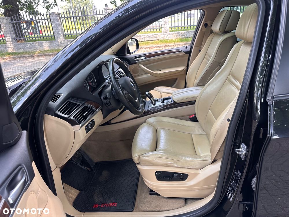 BMW X6 - 15
