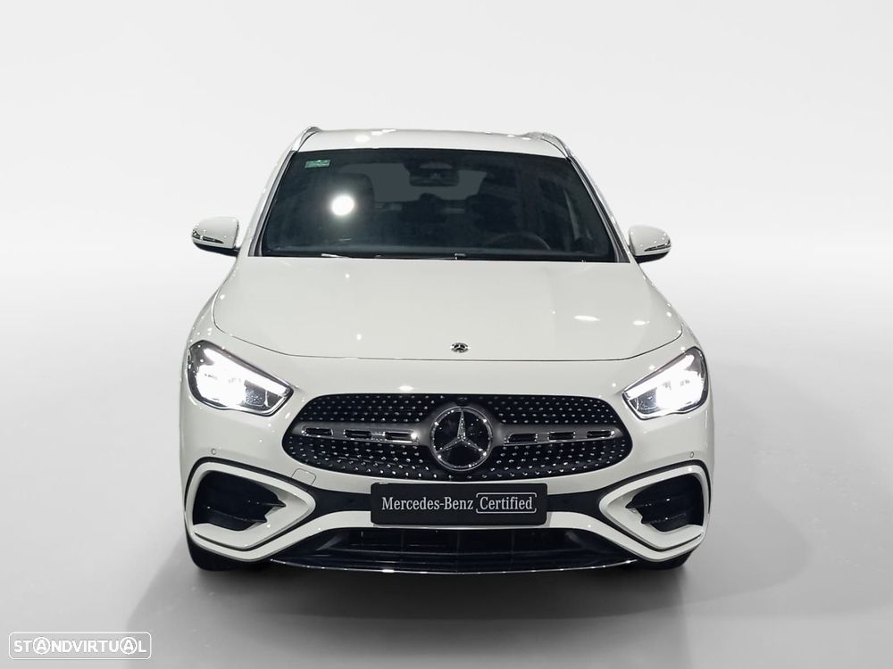 Mercedes-Benz GLA 250 - 8