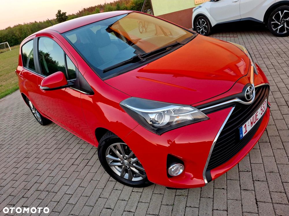 Toyota Yaris 1.33 VVT-i Executive - 12