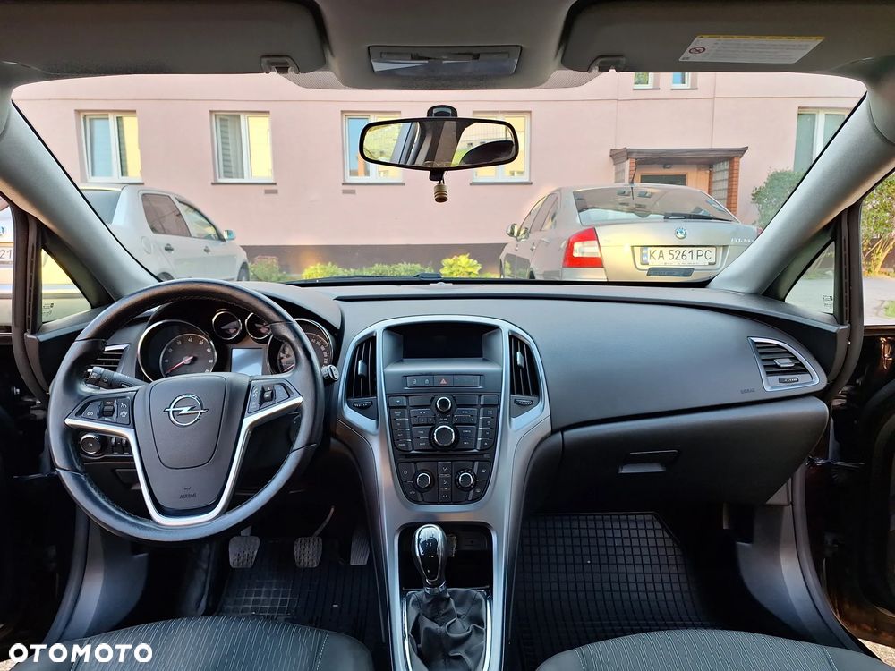 Opel Astra 1.6 Enjoy - 10