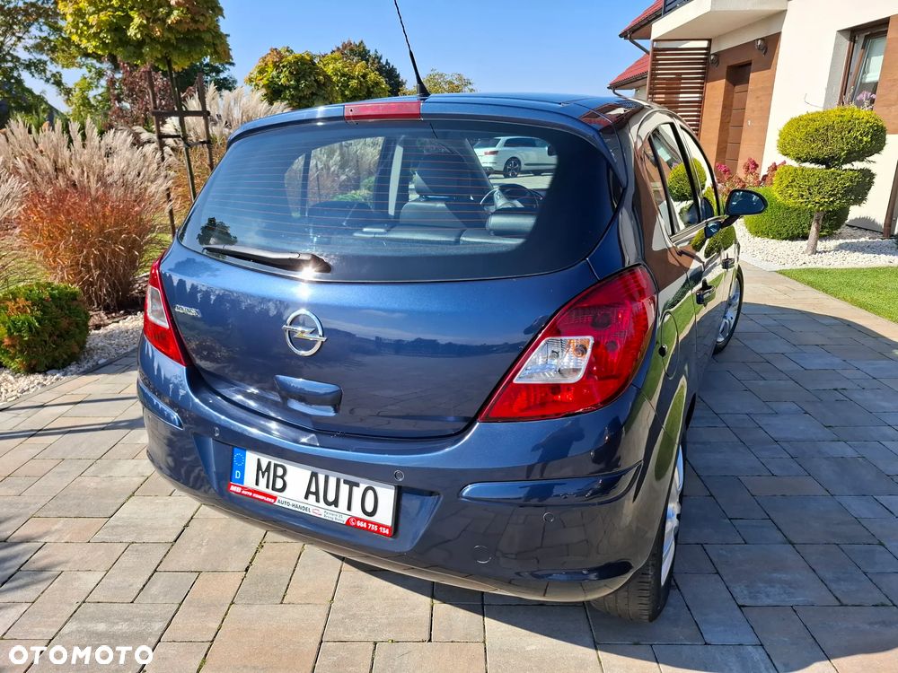 Opel Corsa 1.4 T Cosmo S&S - 19