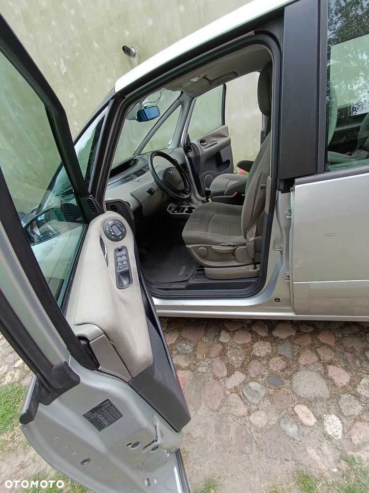 Renault Grand Espace 2.0 Dynamique - 13