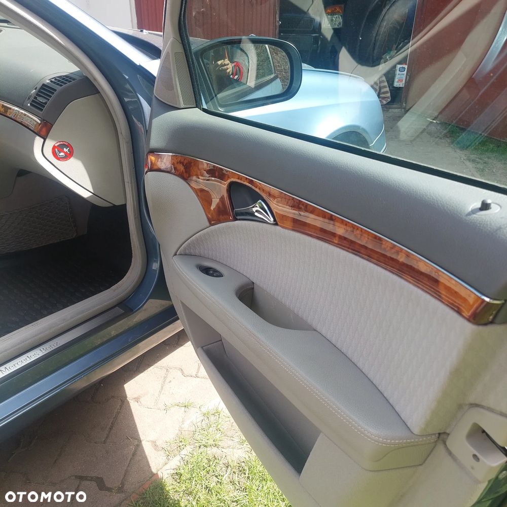 Mercedes-Benz Klasa E - 15