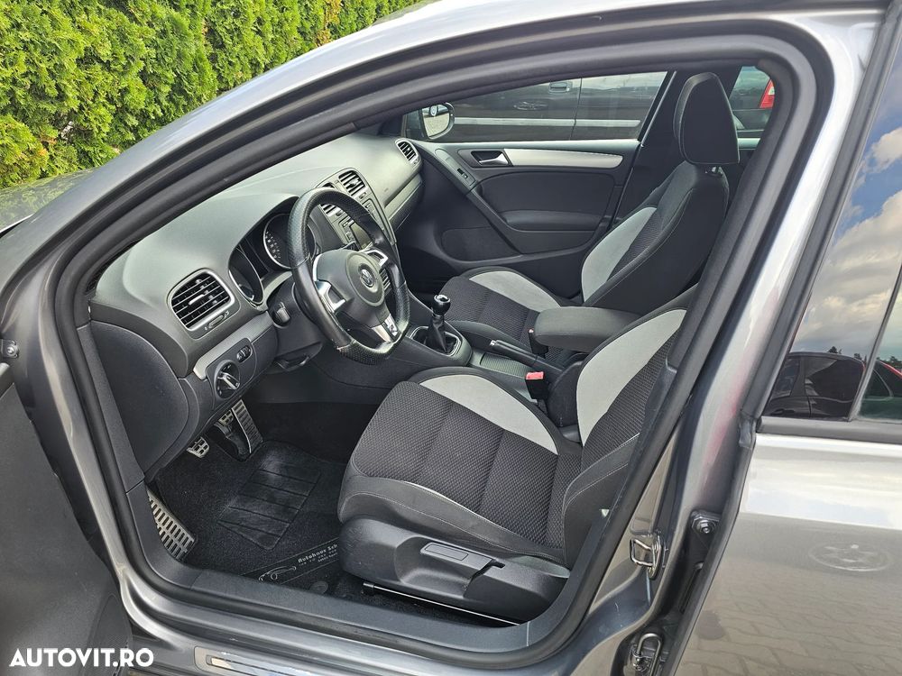 Volkswagen Golf - 14